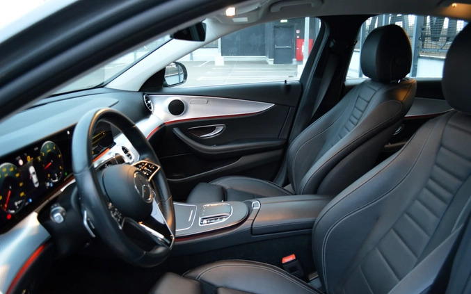 Mercedes-Benz Klasa E cena 173000 przebieg: 68200, rok produkcji 2021 z Wrocław małe 79